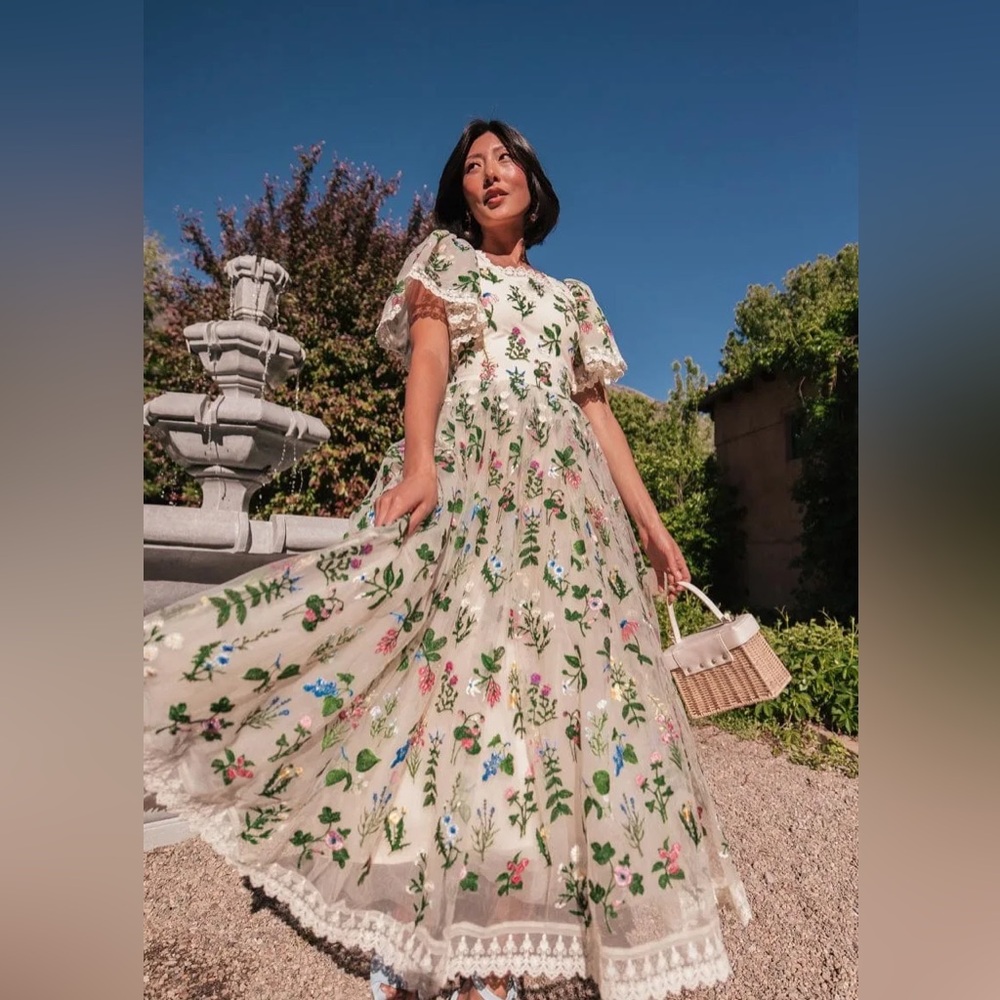 JessaKae Gardenia Floral Embroidered Dress